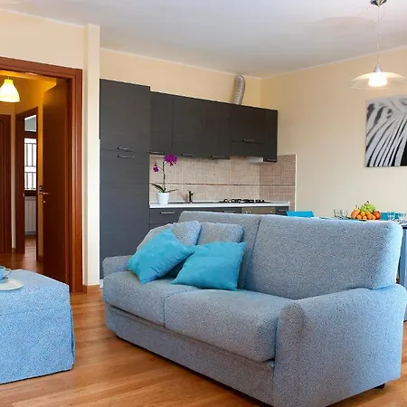 Liz Apartment